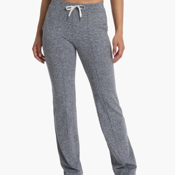 Vuori Halo Wide Leg Flare Pant - Size Small, Heather Grey - Picture 6 of 9